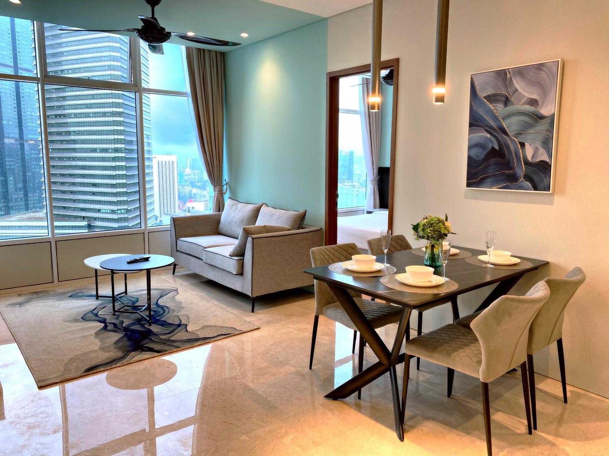 Sky Suites Klcc By Home Stay กัวลาลัมเปอร์ ภายนอก รูปภาพ