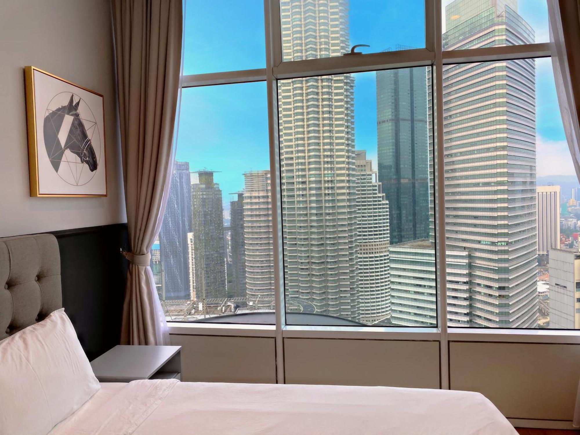 Sky Suites Klcc By Home Stay กัวลาลัมเปอร์ ภายนอก รูปภาพ